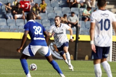 Fenerbahçe'de 15 yerli forma bekleyecek