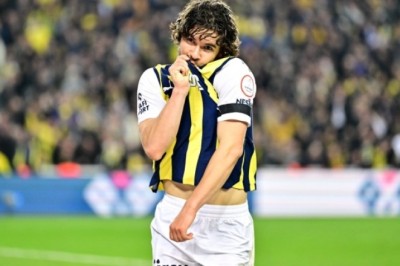 Son dakika!! Fenerbahçe'den Manchester'a Ferdi Kadıoğlu cevabı