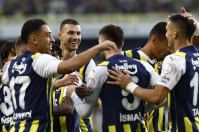 Spor yazarlarından Fenerbahçe yorumlarrı