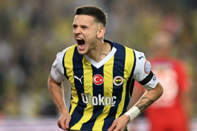 Spor yazarlarından Fenerbahçe yorumlarıı!