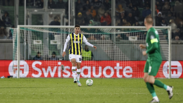 Fenerbahçe'de 17'lik Yusuf Akçiçek'ten alkışlık siftah