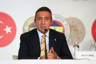 Fenerbahçe'de Ali Koç takımla görüştü