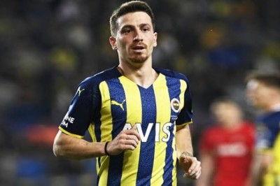 Mert Hakan Yandaş için transfer açıklaması!