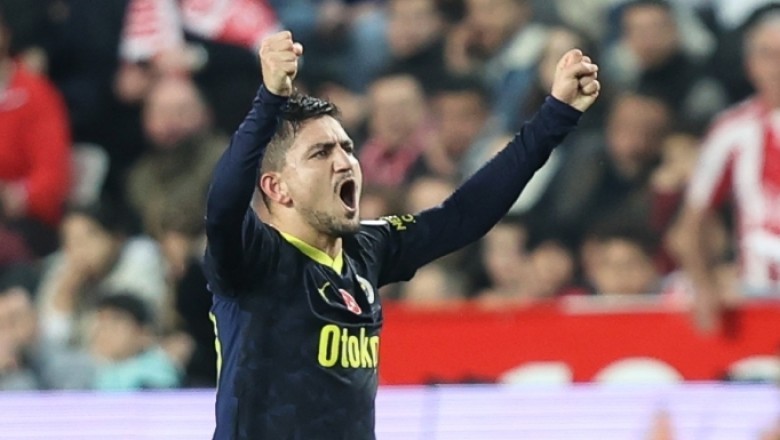 Fenerbahçe, Antalya'da 2 golle kazandı!