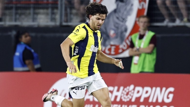 Manchester United'dan Ferdi Kadıoğlu kararı
