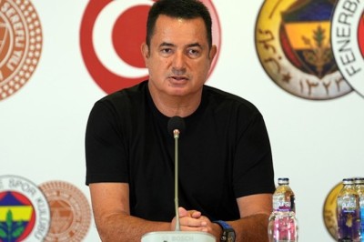 Acun Ilıcalı'dan canlı yayında Mertens tepkisi