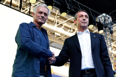 Ali Koç, Mourinho'nun isteğini geri çevirmedi: Çok beğeniyorum, transfer edersek iyi olur!